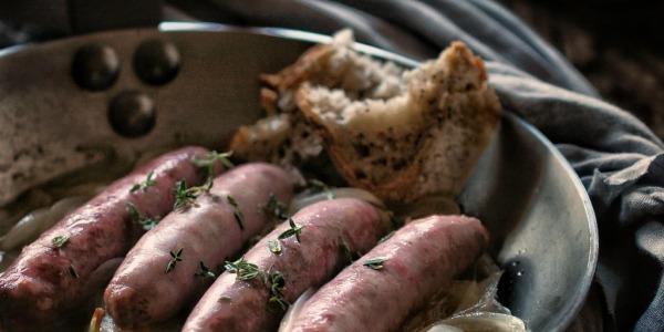 Sausages in wine